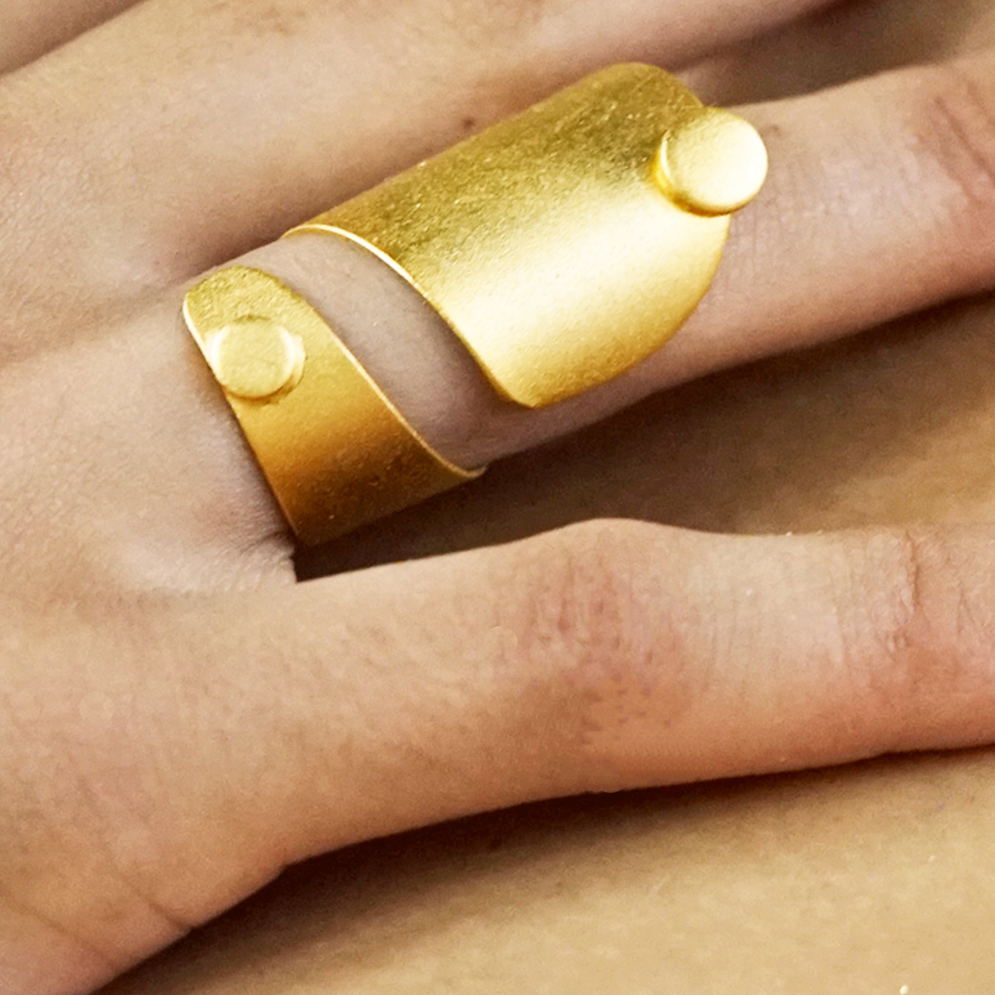 Hex Ring, Gold | Men's Rings | Miansai